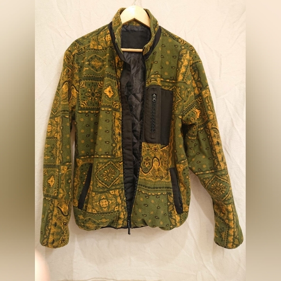 Vintage Quilted Fleece Unique Bohemian Floral Pattern Synchilla Style Fleece - Picture 3 of 4